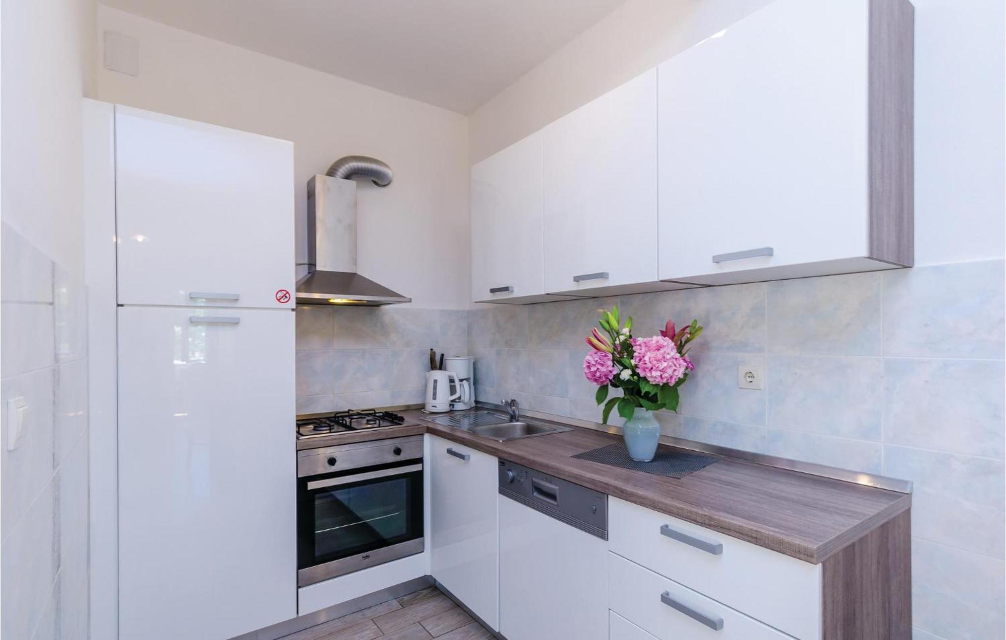 Pet Friendly Apartment In Bosanka With Kitchen Dubrovnik Extérieur photo